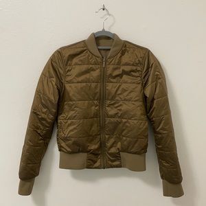 LULULEMON Lululemon Non-Stop Bomber *Reversible
Frontier - 4